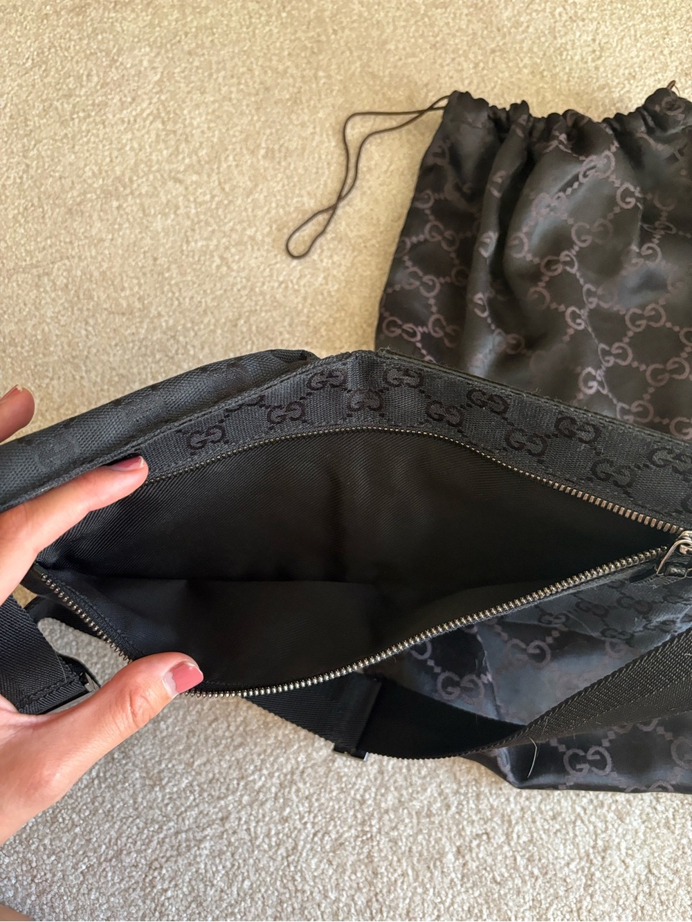 Vintage Gucci Black GG Canvas Belt Bag with Dual Pockets - Picture 12 of 14